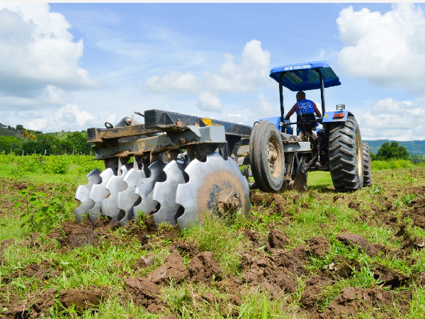 No Crato, 631 agricultores começam a receber o Garantia Safra