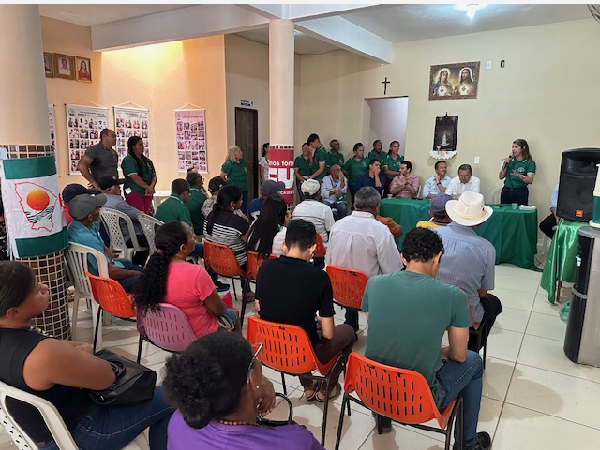 Trabalhadores rurais dialogam com prefeito e buscam soluções para problemática das estradas vicinais