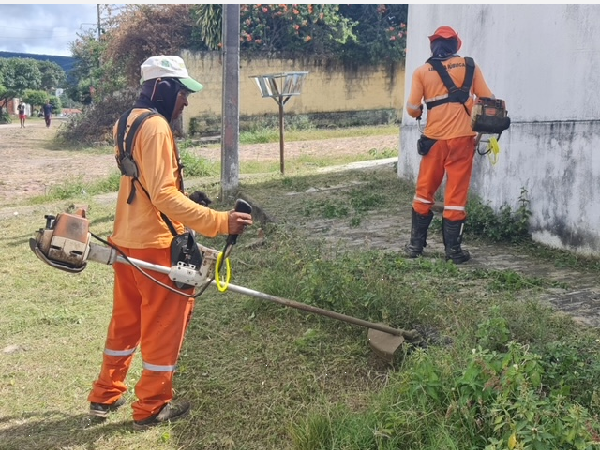 Mutirões de limpeza contemplam diversas localidades do Crato